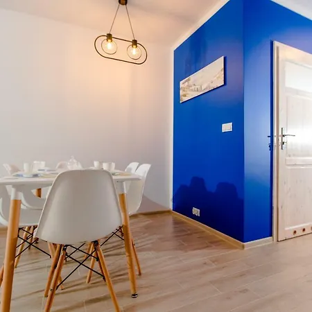 Sun Seasons 24 - Posesja Baltycka